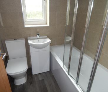 2 bedroom terraced house to rent - Photo 6