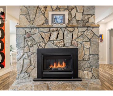 Upper suite in Peaceful Peachland! - Photo 1