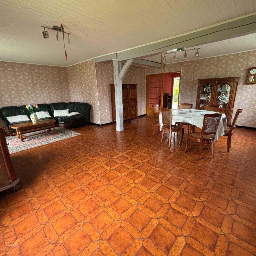 Maison à Louer à Le Mesnil-Réaume (76260). Maison comprenant : une entrée, une cuisine, une ... - Photo 1