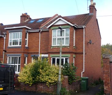 3 bed Terraced - To Let - Photo 1