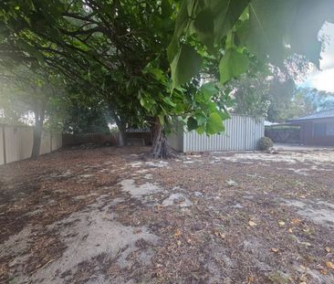 Amazing Family Home + Workshop - Photo 5