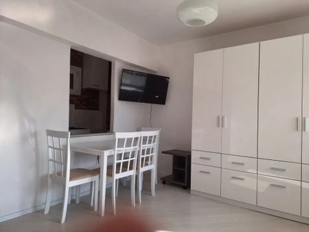 Garsoniera decomandat, 30 MP, zona Judetean - Fotografie 2