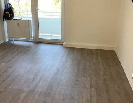 Perfekt für Paare: 3-Zimmer-Wohnung im 4. OG (ohne Aufzug) - Photo 1