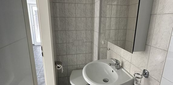 Rent a 2 rooms apartment in St. Gallen - Photo 2
