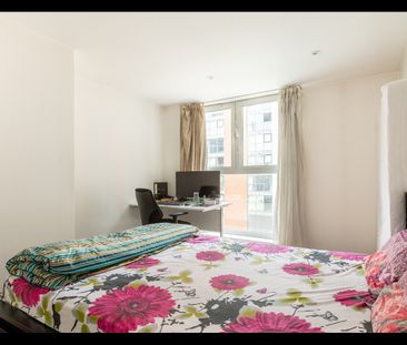 1 Bed Flat, The Oxygen, E16 - Photo 5
