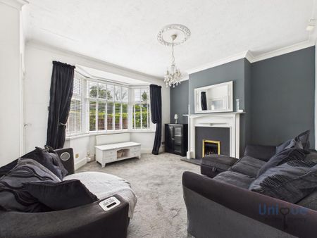 3 bedroom semi-detached house to rent - Photo 2