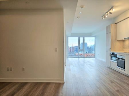 For Lease - 158 Front Street Unit# 1223, Toronto, Ontario - Photo 3
