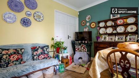 Room for rent in cosy 4-bedroom house, Clonsilla, Dublin - Photo 4