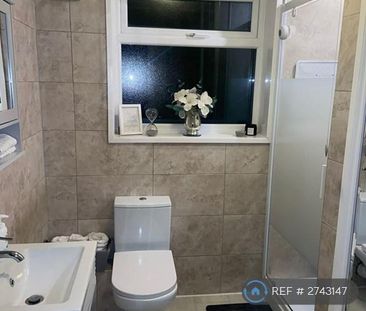 3 bedroom maisonette to rent - Photo 3