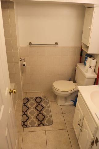 For Lease - 39 Ellerby Square, Vaughan, Ontario - Photo 3