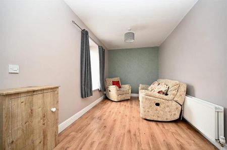 12 James Street, Newtownards, BT23 4DY - Photo 2