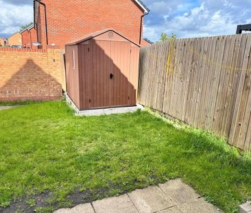 3 Bed Detached House, Mersey Avenue, M31 - Photo 1
