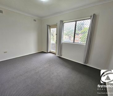 2/15 McCourt Street, 2195, Wiley Park Nsw - Photo 2