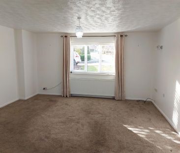 2 bedroom Detached bungalow to rent - Photo 6