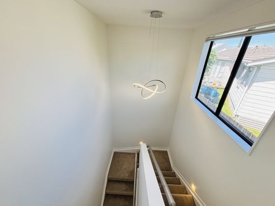 HENDERSON, 3 BEDROOMS - Photo 1