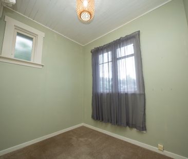 3-Bedroom Home With Harbour Views - Photo 5