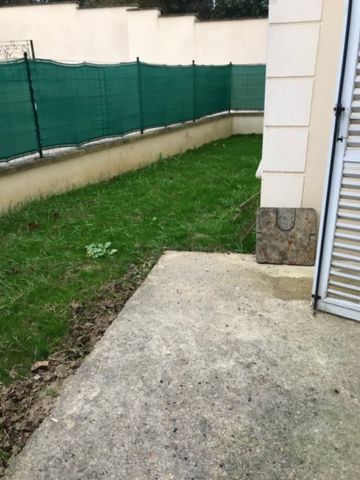 Location Appartement 2 pièces 35m² SURVILLIERS 95470 - Photo 2