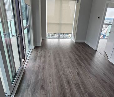 For Lease - 4130 Parkside Village Drive Unit# 1906, Mississauga, On... - Photo 3
