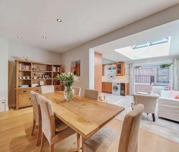 Woking, Surrey, GU22 - Photo 4