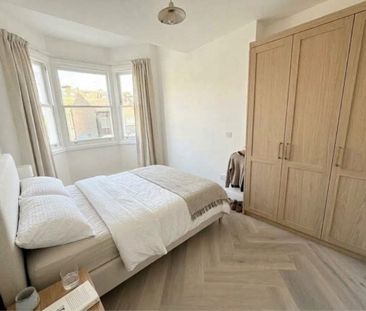 4 Bed Flat, Cathnor Road, W12 - Photo 4