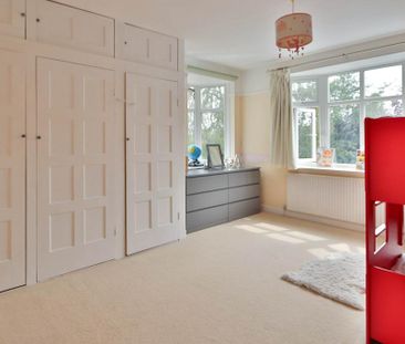 5 bedroom semi-detached house to rent - Photo 4