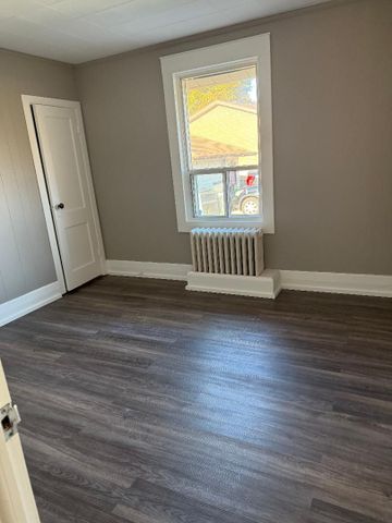 For Lease - 8948 Heritage Road, Brampton, Ontario - Photo 3