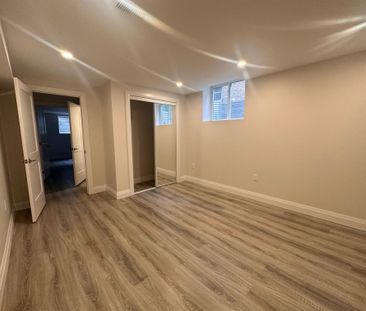 For Lease - 2036 Grosvenor Street Unit# lower, Oakville, Ontario - Photo 6