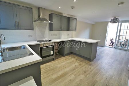 2 bedroom terraced house to rent - Photo 5