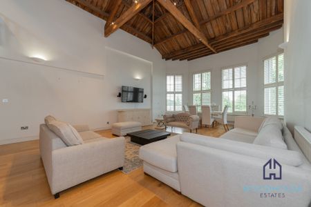 Princess Park Manor, Royal Drive, N11 - Four Bedroom Flat To Rent - £1,154pw / £5,000pcm - Photo 3