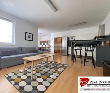 Prenájom 2 izbový 78 m2 + 30 m2 terasa,novostavba Koliba,zariadený - Photo 1