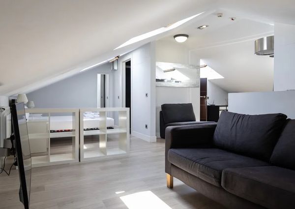 Calle de Pilar de Zaragoza, Madrid, Community of Madrid 28028