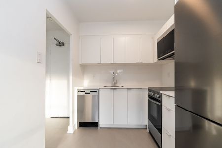 111 Lawton Boulevard - Photo 5