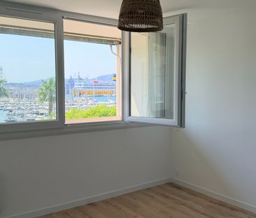 Location Appartement 4 pièces 67m² TOULON 83000 - Photo 3