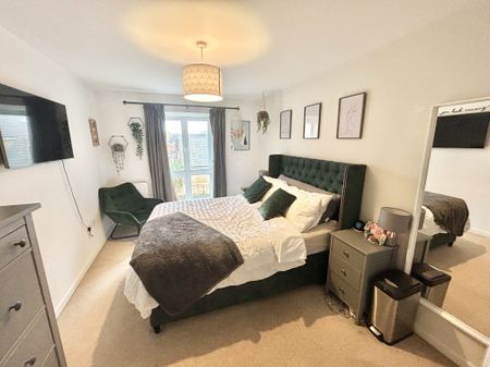 Conduct Gardens, Eastleigh - Photo 5