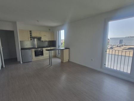 Location Appartement 2 pièces 46m² LILLE 59160 - Photo 2