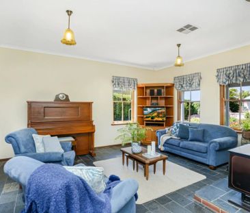49 The Crescent - Photo 3