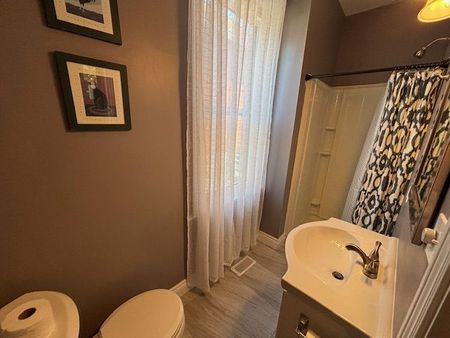 For Lease - 177 Athol Street, Oshawa, Ontario - Photo 5