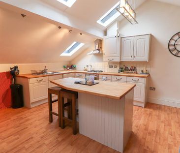 2 bedroom apartment to rent - Photo 5