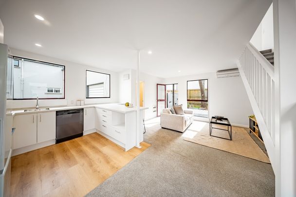 Magical in Merivale - Photo 1