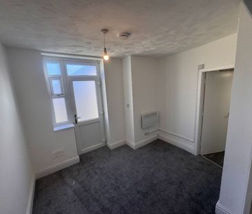 Flat , Osbourne Apartments, Maitland Avenue, Thornton-Cleveleys - Photo 2