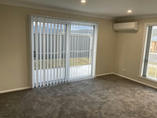 NEAR NEW ONE BEDROOM GRANNY FLAT - Photo 1