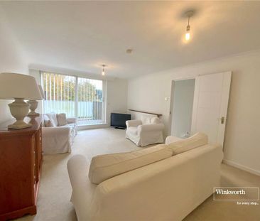 4 bedroom semi-detached house to rent - Photo 1