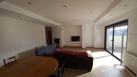 Location Maison 7 pièces 180m² FROUZINS 31270 - Photo 5