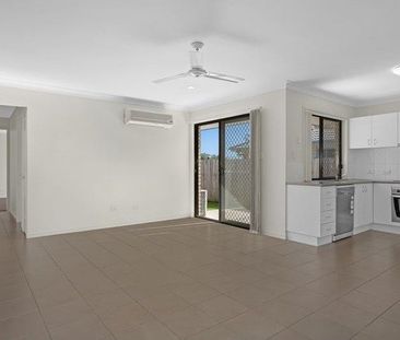 22 Griffen Place,CRESTMEAD - Photo 4