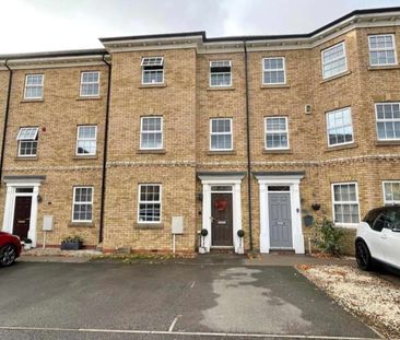 We are pleased to bring to the market this newly refurbished, subst... - Photo 5