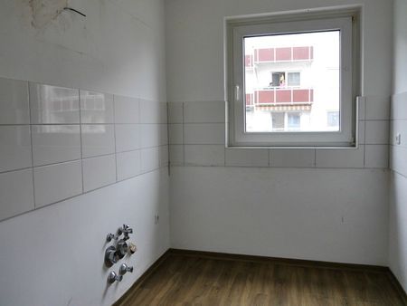 ﻿Schöne 2-Zimmer-Wohnung mit Balkon in Maintal-Dörnigheim zu vermieten - Foto 3