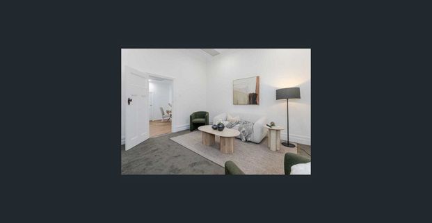 Lovely family Home in a Prime City-Fringe Location - Photo 1