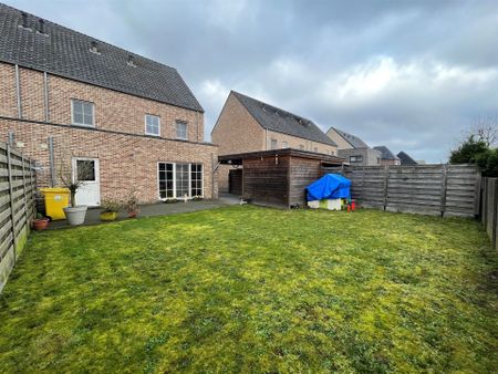 Karaktervolle halfopen bebouwing met 3 slaapkamers en tuin - Photo 4