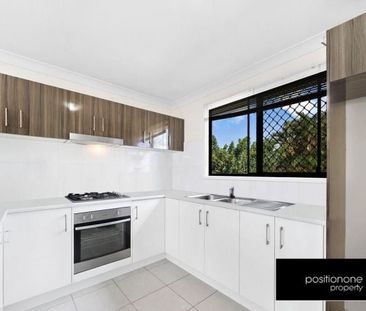 2 Bedroom Home with Private Yard – Handy Crestmead Location - Photo 3