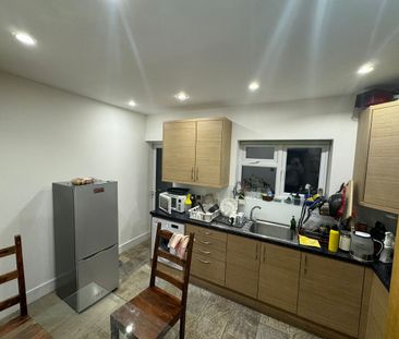 Cleveland Gardens, London, NW2 - Photo 3